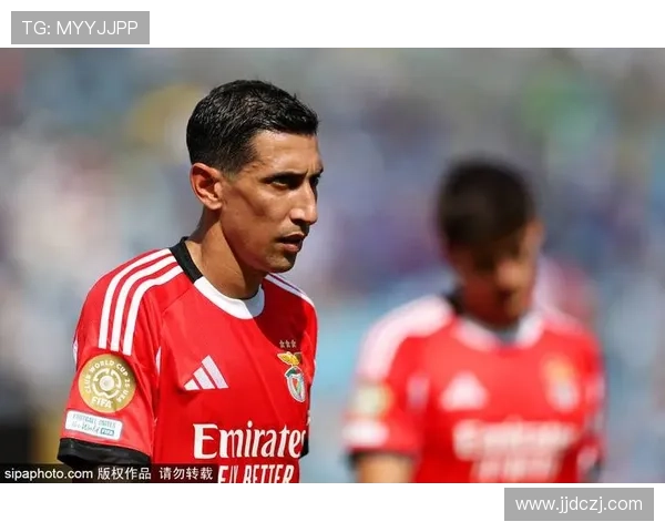 本菲卡力挺普雷斯蒂亚尼并肩同行